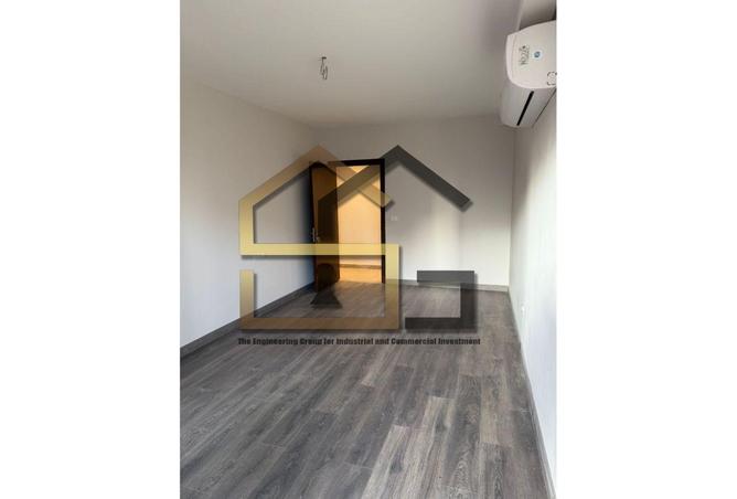 57241031 - Property Image 3