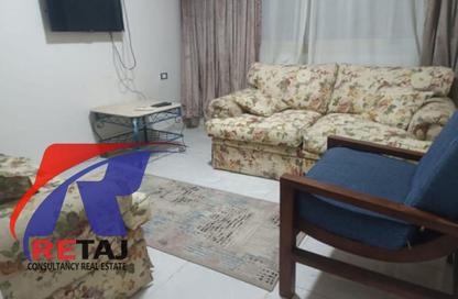 Apartment - 2 Bedrooms - 1 Bathroom for rent in Al Hegaz St. - El Mahkama Square - Heliopolis - Masr El Gedida - Cairo
