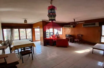 Apartment - 2 Bedrooms - 2 Bathrooms for sale in Al Nady St. - Maadi - Hay El Maadi - Cairo