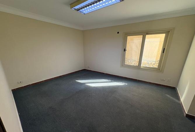 69560775 - صورة العقار 2