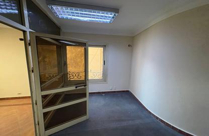 Office Space - 3 Bedrooms - 2 Bathrooms for rent in Lebanon St. - Mohandessin - Giza