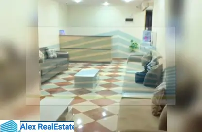 مساحات مكتبية - 6 غرف نوم - 2 حمامات للايجار في طريق الجيش - ميامي - حي اول المنتزة - الاسكندرية