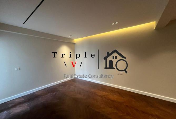 74028679 - Property Image 3