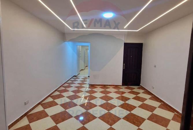 8586593 - Property Image 2