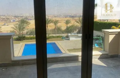 Villa - 4 Bedrooms - 4 Bathrooms for rent in Uptown Cairo - Mokattam - Cairo