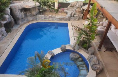 Villa - 4 Bedrooms - 5 Bathrooms for sale in Greens - 6th District - Sheikh Zayed City - Giza