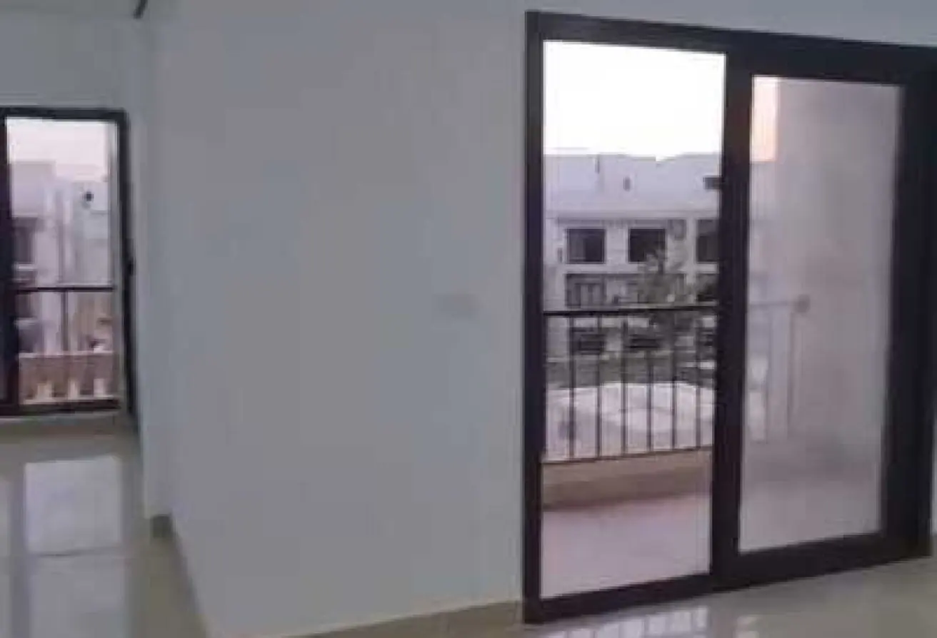 117002113 - Property Main Image