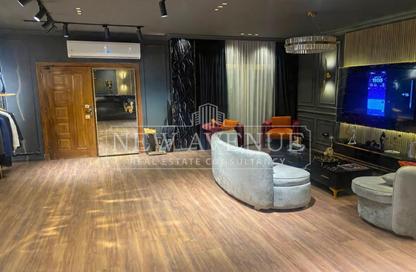 Duplex - 4 Bedrooms - 5 Bathrooms for sale in East The Academy - New Cairo City - Cairo