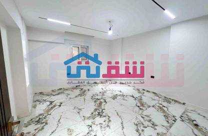 Apartment - 3 - 3 for sale in Camp Chezar - Hay Wasat - Alexandria