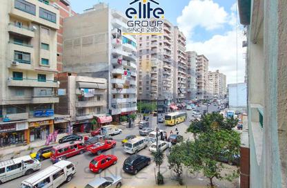 Apartment - 3 Bedrooms - 1 Bathroom for sale in Seyouf - Hay Awal El Montazah - Alexandria