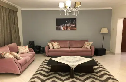 Apartment - 3 Bedrooms - 2 Bathrooms for sale in Cornish El Nile St. - Maadi - Hay El Maadi - Cairo