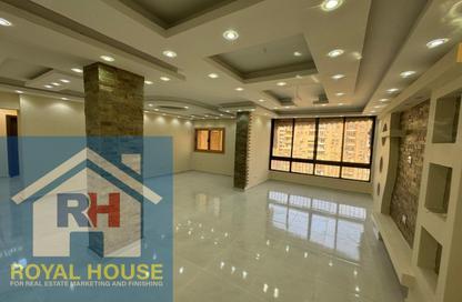 Apartment - 3 Bedrooms - 2 Bathrooms for sale in Abbas Al Akkad St. - 1st Zone - Nasr City - Cairo