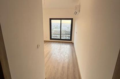 Apartment - 3 Bedrooms - 3 Bathrooms for sale in Moon Residences - Fifth Square - The 5th Settlement - New Cairo City - Cairo