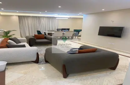 شقة - 3 غرف نوم - 2 حمامات للبيع في شارع احمد تيسير - ارض الجولف - مصر الجديدة - القاهرة