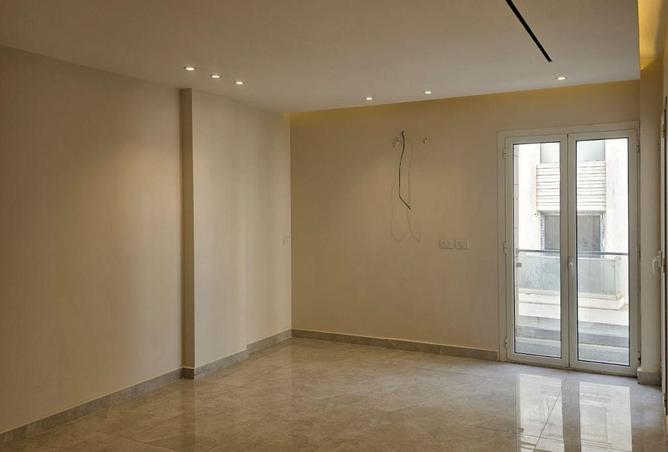 65923297 - Property Main Image