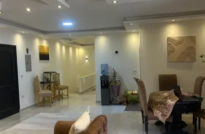 دوبلكس - 3 غرف نوم - 3 حمامات للبيع في حى القرنفل - التجمع الخامس - مدينة القاهرة الجديدة - القاهرة