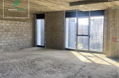 Office Space - Studio - 2 Bathrooms for rent in Hyde Park Business District Mall - South Teseen St. - The 5th Settlement - New Cairo City - Cairo