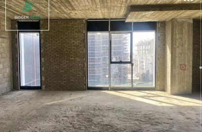Office Space - Studio - 2 Bathrooms for rent in Hyde Park Business District Mall - South Teseen St. - The 5th Settlement - New Cairo City - Cairo