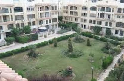 Apartment - 3 Bedrooms - 2 Bathrooms for sale in Zizinia St. - South Investors Area - New Cairo City - Cairo