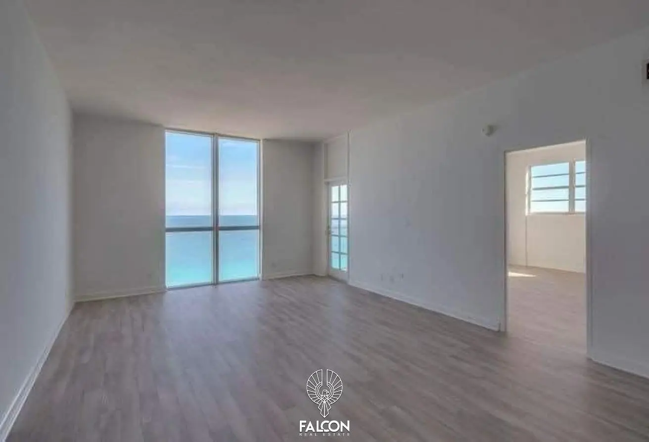 121654358 - Property Main Image