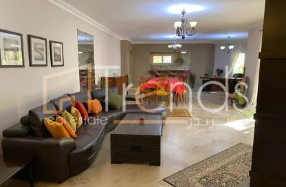 (بنتهاوس  (روف - 2 غرف نوم - 1 حمام للايجار في محور العروبة - المنطقة أ - حى جنوب الاكايمية - مدينة القاهرة الجديدة - القاهرة