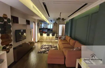 شقة - 3 غرف نوم - 2 حمامات للايجار في قطامية جاردنز - كمبوندات القطامية - القطامية - مدينة القاهرة الجديدة - القاهرة