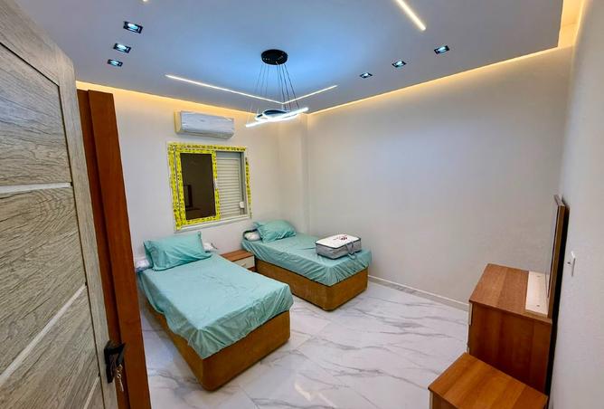 107118258 - Property Image 3
