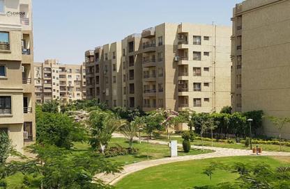 Apartment - 3 Bedrooms - 2 Bathrooms for sale in Privado - Madinaty - Cairo