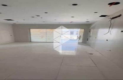 Shop - Studio - 1 Bathroom for rent in X Plaza - El Yasmeen 4 - El Yasmeen - New Cairo City - Cairo