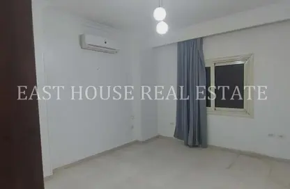 Apartment - 3 Bedrooms - 2 Bathrooms for rent in South Lotus - El Lotus - New Cairo City - Cairo
