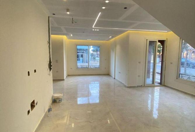 8581381 - Property Image 3