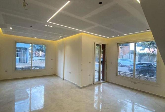 8581381 - Property Image 2