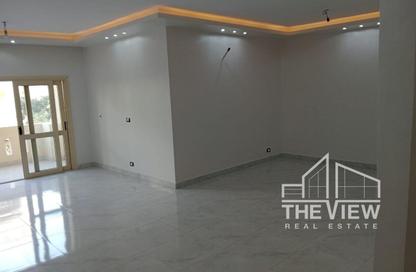 Apartment - 3 Bedrooms - 2 Bathrooms for sale in Al Khamayel city - Sheikh Zayed Compounds - Sheikh Zayed City - Giza