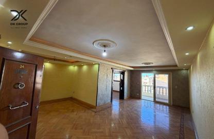 Apartment - 3 - 2 for sale in Kafr Abdo St. - Kafr Abdo - Roushdy - Hay Sharq - Alexandria