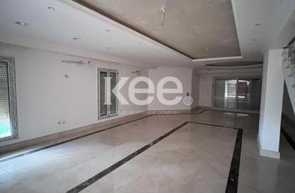Villa - 3 - 3 for sale in Mountain View Hyde Park - 5th Settlement Compounds - The 5th Settlement - New Cairo City - Cairo