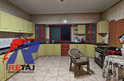 Duplex - 5 Bedrooms - 4 Bathrooms for sale in Omar Lotfy St. - Al Hadiqah Al Dawliyah - 7th District - Nasr City - Cairo