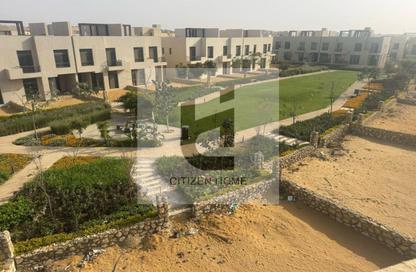 تاون هاوس - 3 غرف نوم - 3 حمامات للبيع في أو ويست - كمبوندات 6 أكتوبر - مدينة 6 أكتوبر - الجيزة