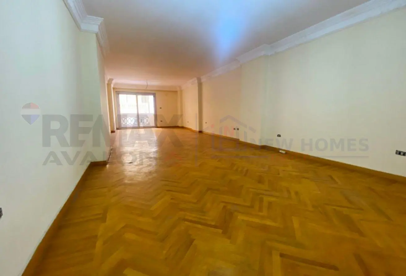 73501938 - Property Main Image