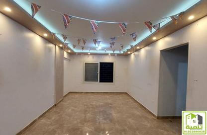 Apartment - 3 Bedrooms - 1 Bathroom for rent in Gate 3 old - Khafre - Hadayek El Ahram - Giza