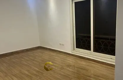 شقة - 3 غرف نوم - 2 حمامات للايجار في مدينة الخمائل - كمبوندات الشيخ زايد - الشيخ زايد - الجيزة