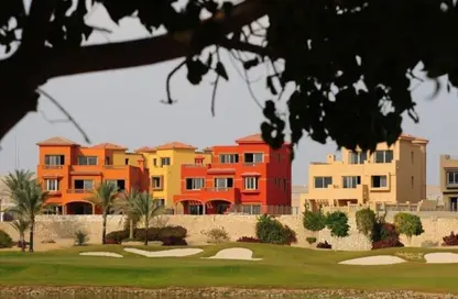 فيلا - 5 غرف نوم - 6 حمامات للبيع في جولف فيوز - طريق مصر اسكندرية الصحراوي - مدينة 6 أكتوبر - الجيزة