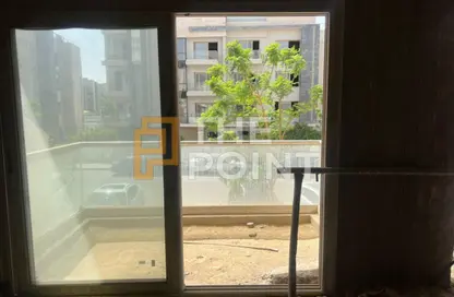 شقة - 3 غرف نوم - 2 حمامات للبيع في جاليريا  مون فالى - المستثمرين الجنوبية - مدينة القاهرة الجديدة - القاهرة