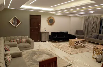 Apartment - 3 Bedrooms - 3 Bathrooms for rent in Feini Square - Dokki - Giza