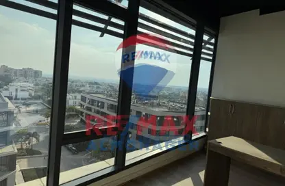 مساحات مكتبية - 3 غرف نوم - 2 حمامات للبيع في ذا بوليجون - كمبوندات الشيخ زايد - الشيخ زايد - الجيزة