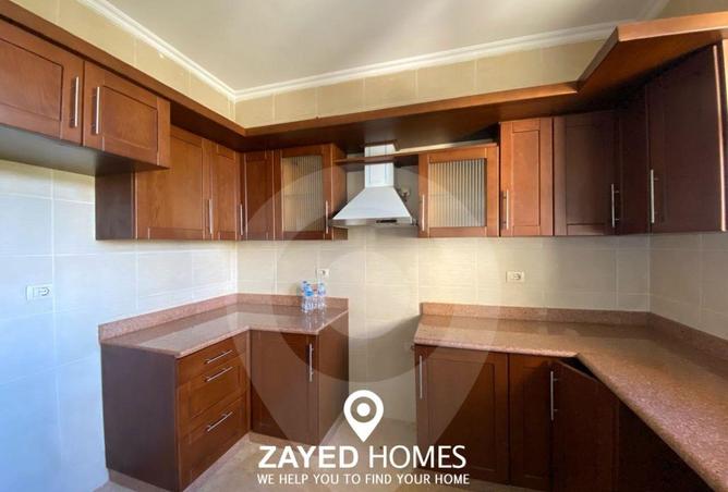 70371305 - Property Image 3