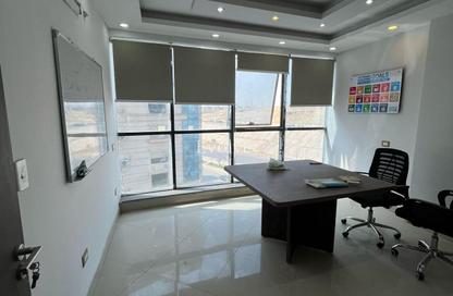 Office Space - Studio - 2 Bathrooms for rent in Zahraa Al Maadi St. - Degla - Hay El Maadi - Cairo