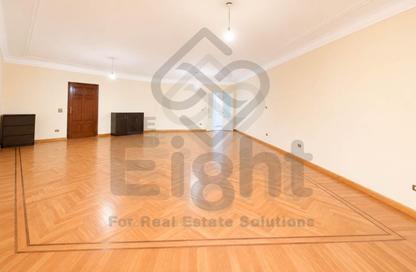 Apartment - 3 Bedrooms - 2 Bathrooms for sale in Kamal Eldin Salah St. - Smouha - Hay Sharq - Alexandria