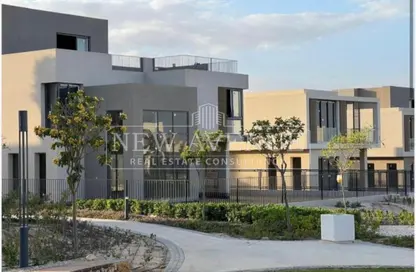 Apartment - 2 Bedrooms - 2 Bathrooms for sale in Sodic East - 6th District - New Heliopolis - Cairo