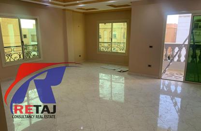 شقة - 3 غرف نوم - 2 حمامات للايجار في عمارات البنفسج - البنفسج - مدينة القاهرة الجديدة - القاهرة