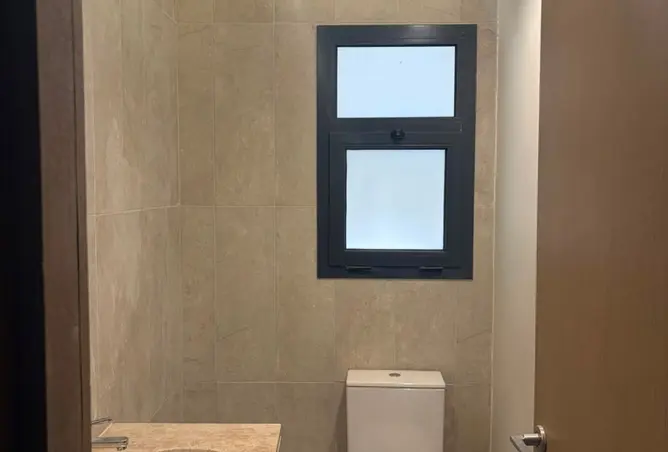 102072854 - Property Image 3